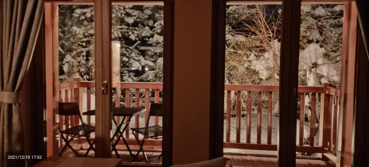 Chalet Alpina Hotel & Apartments Ла-Тюйль Экстерьер фото