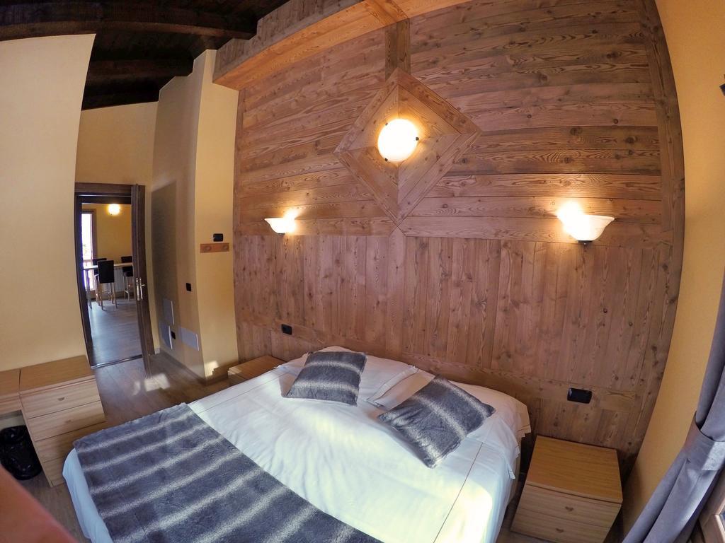 Chalet Alpina Hotel & Apartments Ла-Тюйль Экстерьер фото
