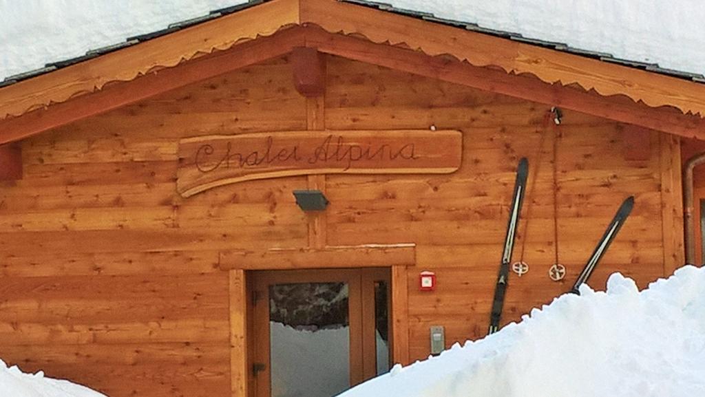 Chalet Alpina Hotel & Apartments Ла-Тюйль Экстерьер фото